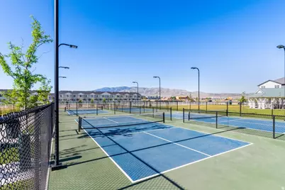 442 N Commodore Ln, Saratoga Springs, UT 84045 - Photo 33