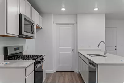 4365 N Buckstone Way #1389, Lehi, UT 84048 - Photo 9