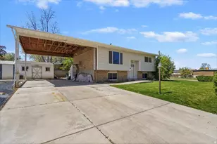 3908 S Lorna Dr, West Valley, UT 84120 - Photo 3