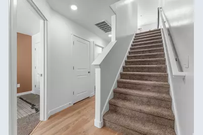 284 E 1275 N #104, Harrisville, UT 84404 - Photo 3