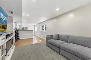 2539 W Masons Mile Dr, Taylorsville, UT 84129 - Photo 27