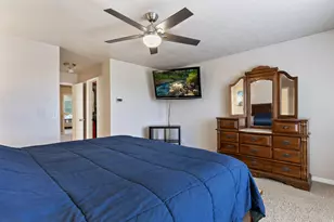 979 W Willow Green Way, Farmington, UT 84025 - Photo 17