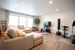 137 E Skyline Dr S, Heber City, UT 84032 - Photo 5