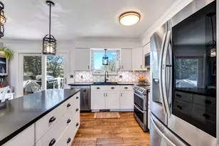 634 E Pico St, Sandy, UT 84070 - Photo 7