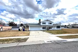 3887 S Hallmark Dr, West Valley, UT 84119 - Photo 25