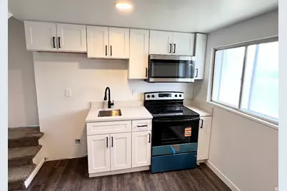 3887 S Hallmark Dr, West Valley, UT 84119 - Photo 17