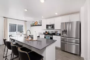 1081 E Jack Dr, Saratoga Springs, UT 84045 - Photo 9