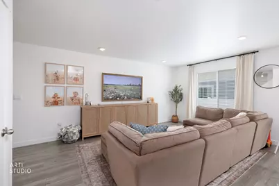 1081 E Jack Dr, Saratoga Springs, UT 84045 - Photo 5