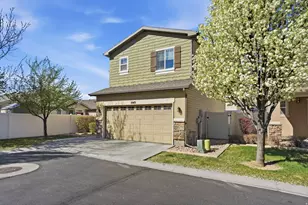 1049 W Stonehaven Dr, North Salt Lake, UT 84054 - Photo 3