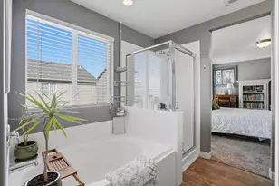 1049 W Stonehaven Dr, North Salt Lake, UT 84054 - Photo 19