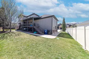 5830 N Belmont Dr, Mountain Green, UT 84050 - Photo 47