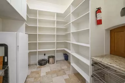 10493 N Iverson Ln, Highland, UT 84003 - Photo 11
