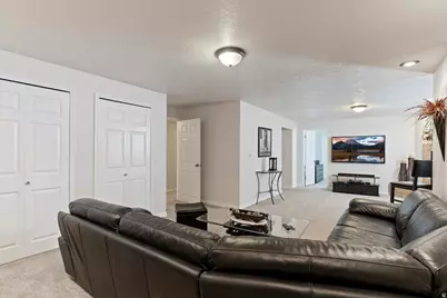 1924 N 2000 E, Layton, UT 84040 - Photo 29