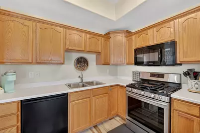 6672 S Pines Point Way, West Jordan, UT 84084 - Photo 7