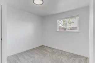 2567 N 1450 E, Layton, UT 84040 - Photo 15