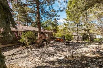 2555 E Chalet Rd S, Cottonwood Heights, UT 84093 - Photo 31