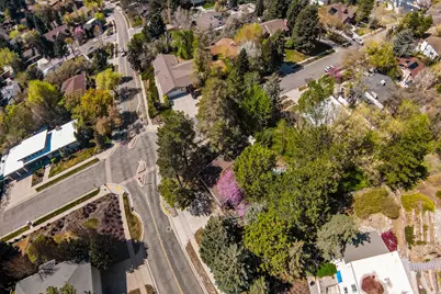 2555 E Chalet Rd S, Cottonwood Heights, UT 84093 - Photo 39