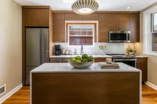 189 N R St E, Salt Lake City, UT 84103 - Photo 9