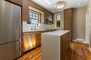 189 N R St E, Salt Lake City, UT 84103 - Photo 11