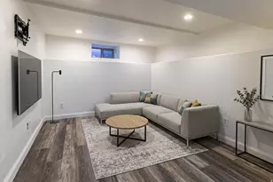 189 N R St E, Salt Lake City, UT 84103 - Photo 21