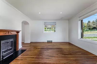 189 N R St E, Salt Lake City, UT 84103 - Photo 35