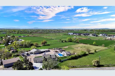 2137 W 200 S, Marriott-Slaterville City, UT 84404 - Photo 79