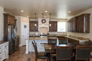 348 S 1430 E, Tooele, UT 84074 - Photo 23