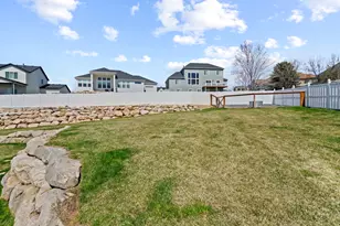 1437 E Hollyhock Ct, Layton, UT 84040 - Photo 47