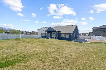1437 E Hollyhock Ct, Layton, UT 84040 - Photo 45