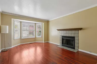 3073 E Stratton Dr S, Holladay, UT 84117 - Photo 5