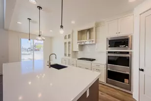 3872 W Sand Lake Dr, South Jordan, UT 84009 - Photo 5