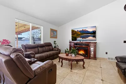 3339 S Hunter Farm Way, West Valley, UT 84128 - Photo 11