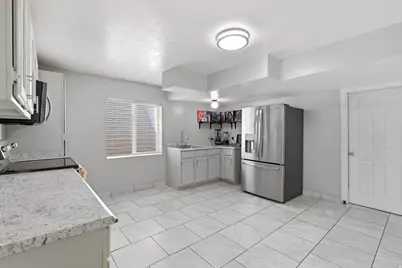 3339 S Hunter Farm Way, West Valley, UT 84128 - Photo 27