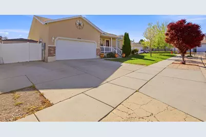 3339 S Hunter Farm Way, West Valley, UT 84128 - Photo 3