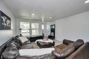 4471 S Honeywood Ln, West Valley, UT 84120 - Photo 7