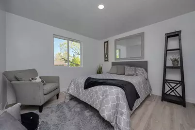 4471 S Honeywood Ln, West Valley, UT 84120 - Photo 15