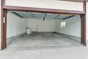 2249 E Crk Rd, Cottonwood Heights, UT 84093 - Photo 21