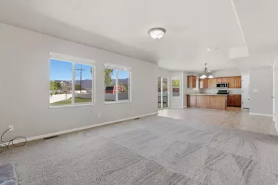 2068 W 1500 S, Woods Cross, UT 84087 - Photo 7