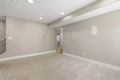 2068 W 1500 S, Woods Cross, UT 84087 - Photo 23