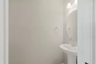 2068 W 1500 S, Woods Cross, UT 84087 - Photo 9