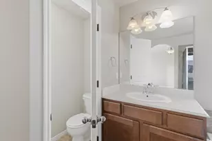 2068 W 1500 S, Woods Cross, UT 84087 - Photo 21