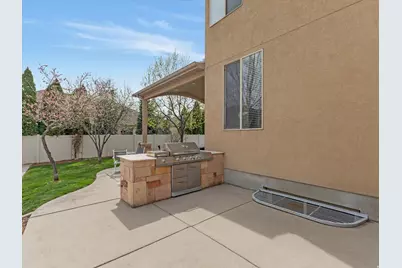 2943 W Current Creek Dr, South Jordan, UT 84095 - Photo 35