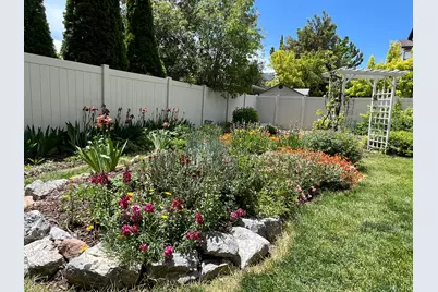 2943 W Current Creek Dr, South Jordan, UT 84095 - Photo 59