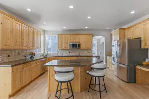 2943 W Current Creek Dr, South Jordan, UT 84095 - Photo 7