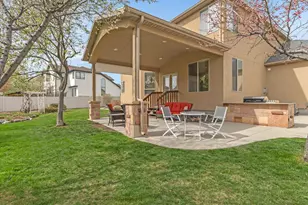 2943 W Current Creek Dr, South Jordan, UT 84095 - Photo 37