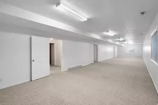 1818 E Latimer Ct, Millcreek, UT 84106 - Photo 27