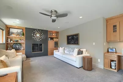 4 Cherrywoods Ln, Sandy, UT 84092 - Photo 7