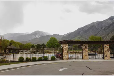 4 Cherrywoods Ln, Sandy, UT 84092 - Photo 45