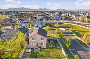 35 E Water Ln, Vineyard, UT 84059 - Photo 27