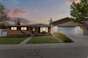 455 E 900 S, Centerville, UT 84014 - Photo 3